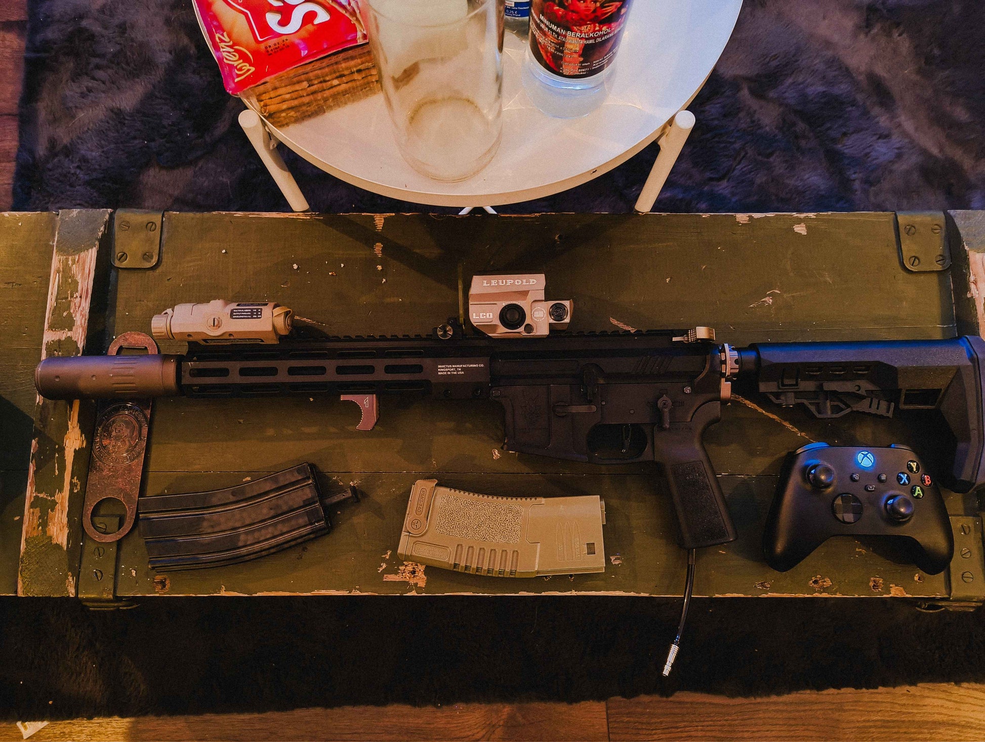 Lieferumfang UBERSTOP 1 – inklusive M-LOK Schrauben und Montagematerial